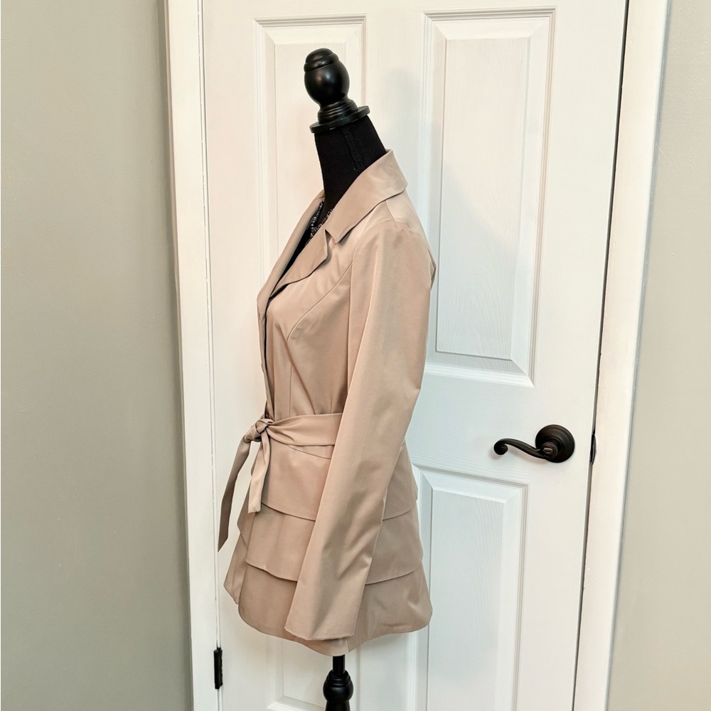 Chic Tan Ruffled Hem Jacket🤎 - Picture 4 of 8